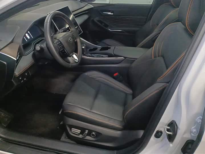Toyota Avalon 2024 2024款 双擎 2.0L 豪华版