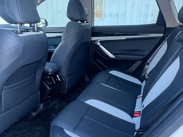 Geely Atlas L 2024 2024款 1.5TD DCT旗舰版