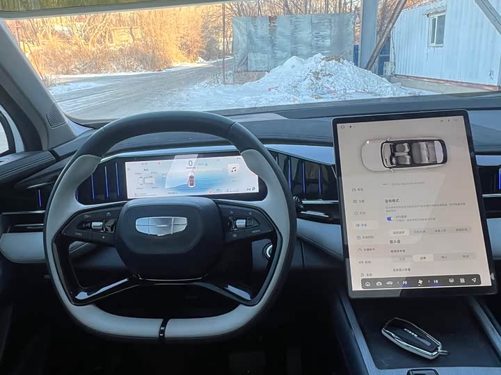 Geely Atlas L 2024 2024款 1.5TD DCT旗舰版