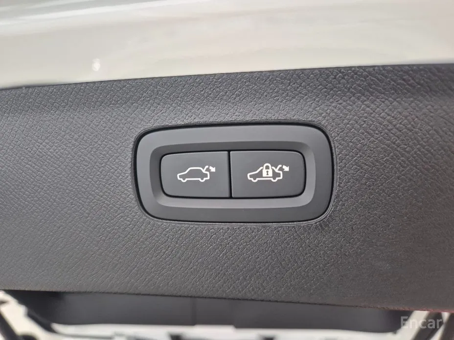 Volvo XC90 2016 B6 Ultra Bright