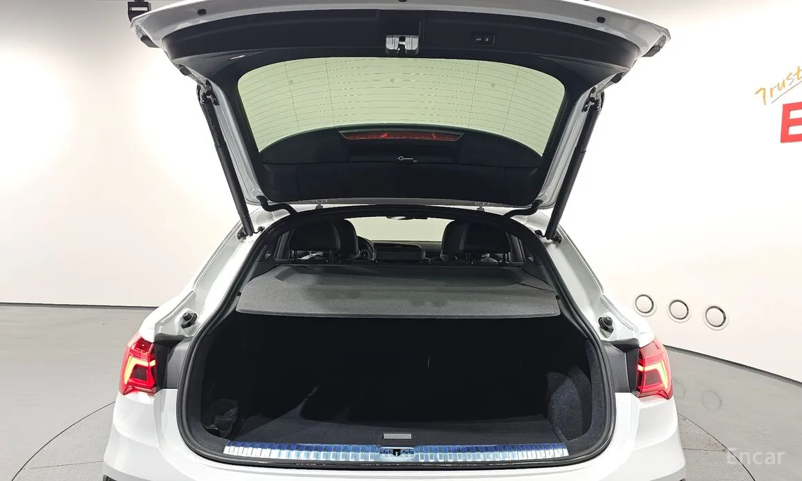 Audi Q3 2018 35 TDI Premium Sportback