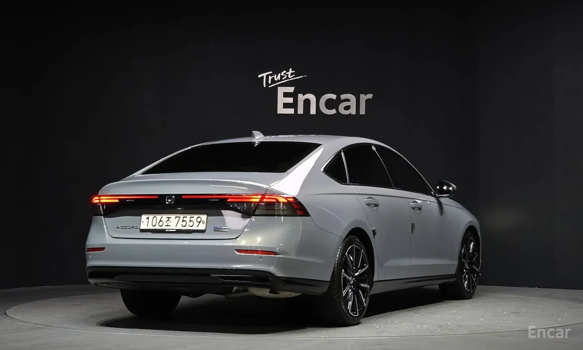 Honda Accord 2023 2.0 Hybrid Touring