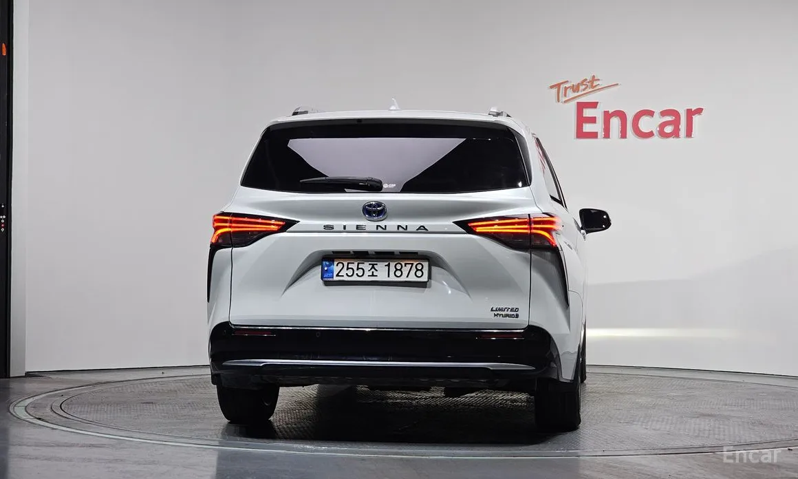 Toyota Sienna 2020 2.5 Hybrid 2WD