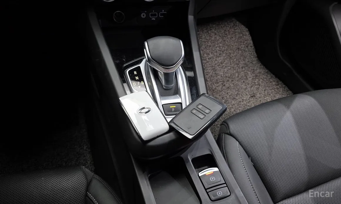 Renault XM3 2020 1.6 E-TECH Inspire e-shifter