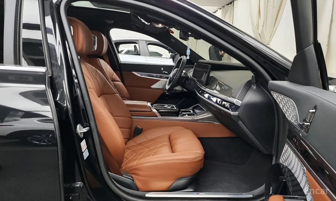 BMW i7 2022 xDrive 60 M sport