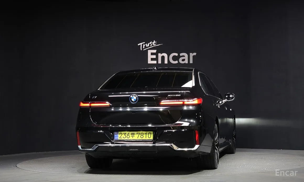 BMW i7 2022 xDrive 60 M sport