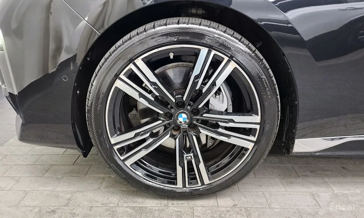 BMW i7 2022 xDrive 60 M sport