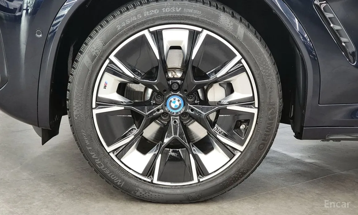 BMW iX3 2021 M Sports