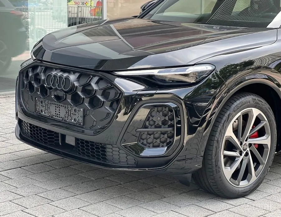Audi Q5 2025 40 TDI Quattro S Line Black Edition