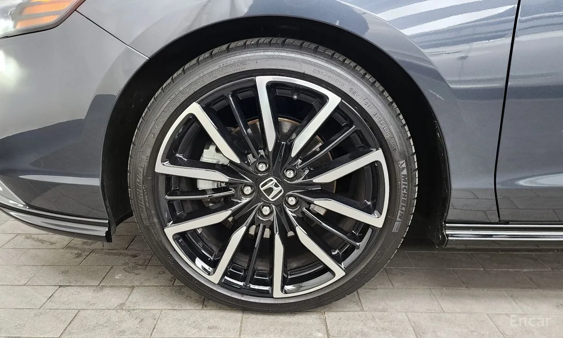 Honda Accord 2023 2.0 Hybrid Touring