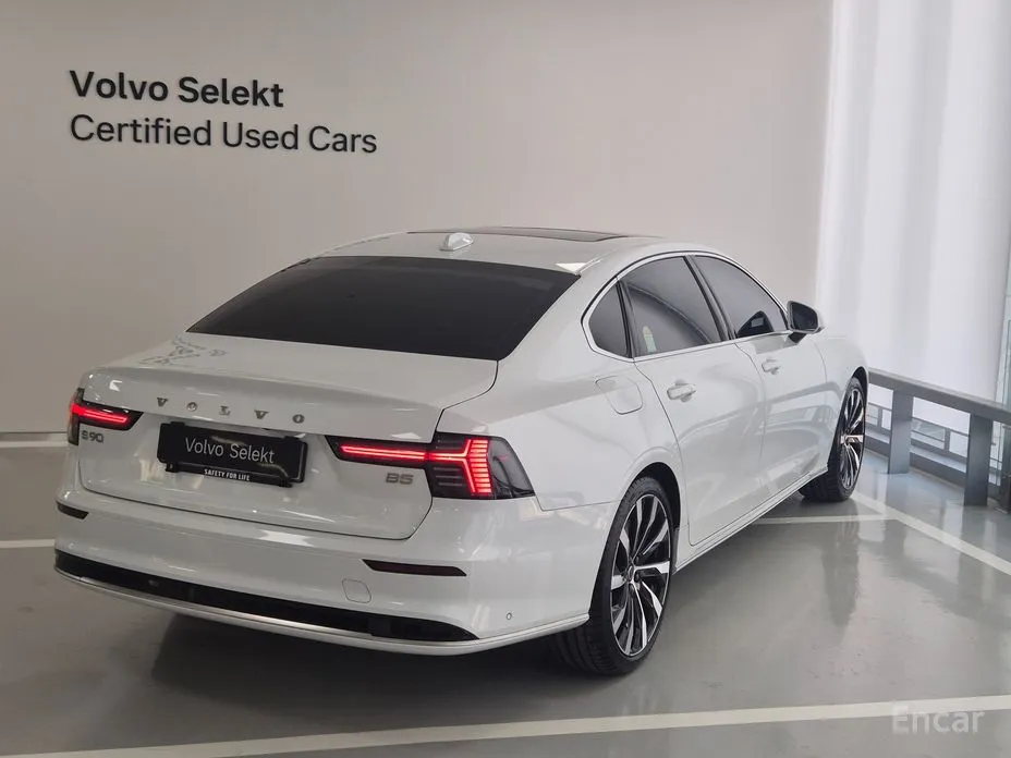 Volvo S90 2016 B5 Ultra Bright