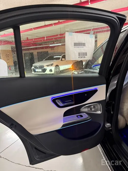 Mercedes-Benz E-Class 2024 E300 4MATIC AMG Line