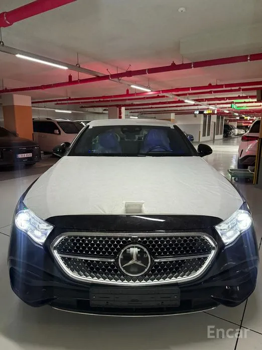 Mercedes-Benz E-Class 2024 E300 4MATIC AMG Line