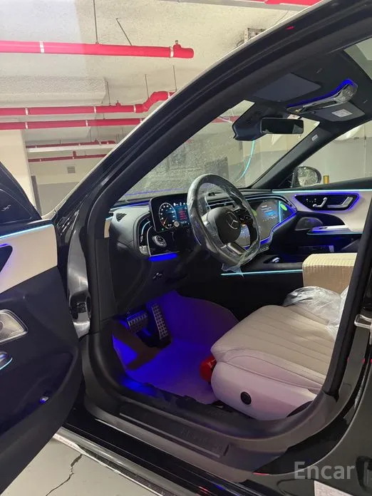 Mercedes-Benz E-Class 2024 E300 4MATIC AMG Line