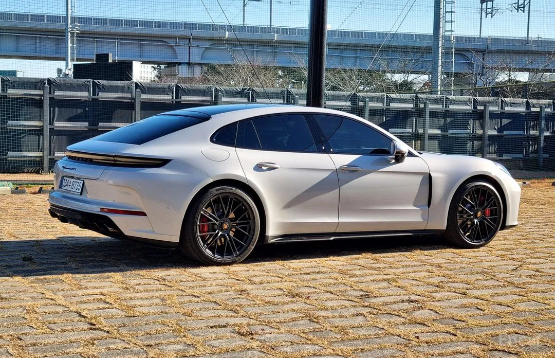 Porsche Panamera 2024 4.0 GTS