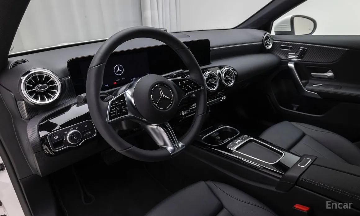 Mercedes-Benz A-Class 2019 A220 Sedan