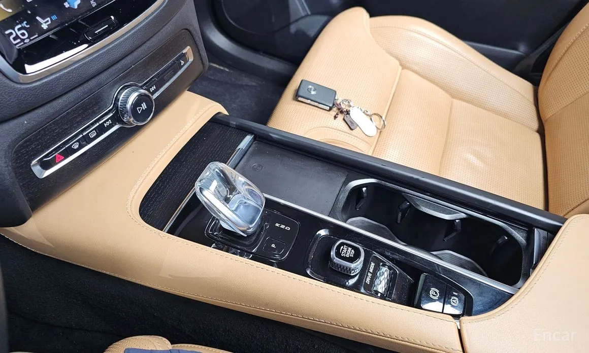 Volvo XC90 2016 T8 Inscription Hybird