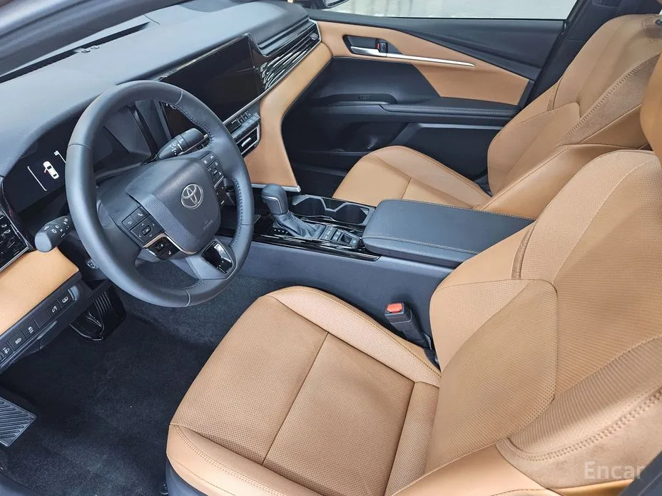 Toyota Camry 2024 2.5 XLE Hybrid