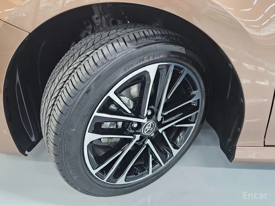 Toyota Camry 2024 2.5 XLE Hybrid