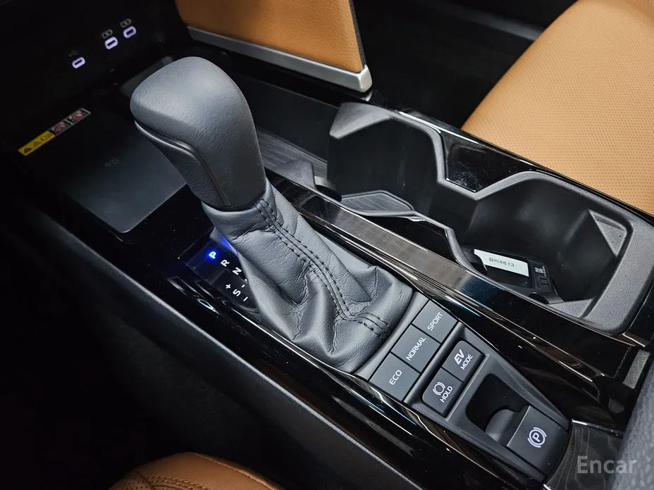 Toyota Camry 2024 2.5 XLE Hybrid