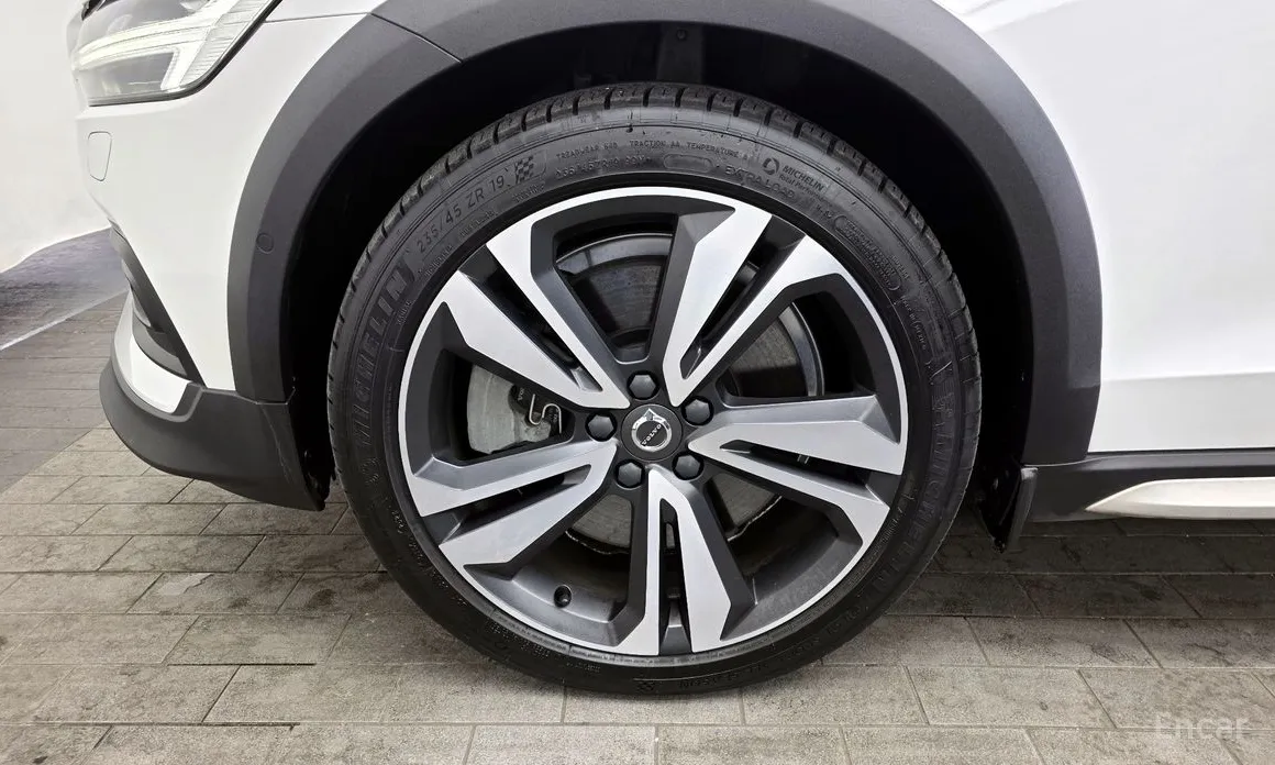 Volvo V60 2019 B5 Pro AWD