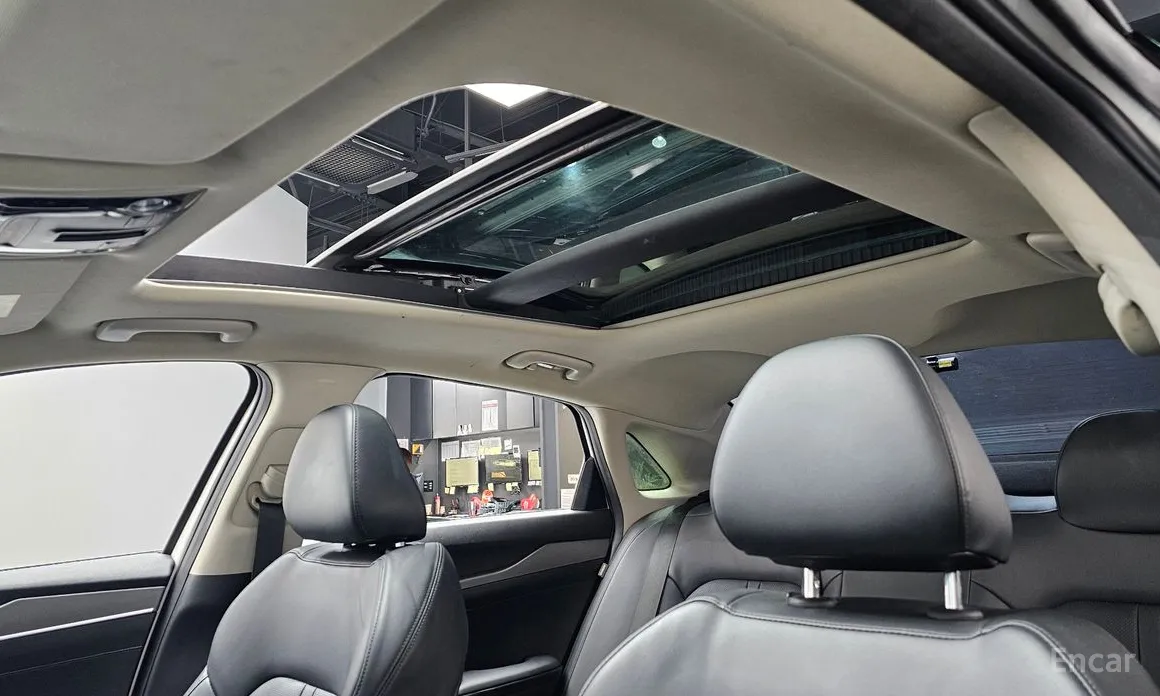 Kia K5 2023 2.0 LPi(Rent)