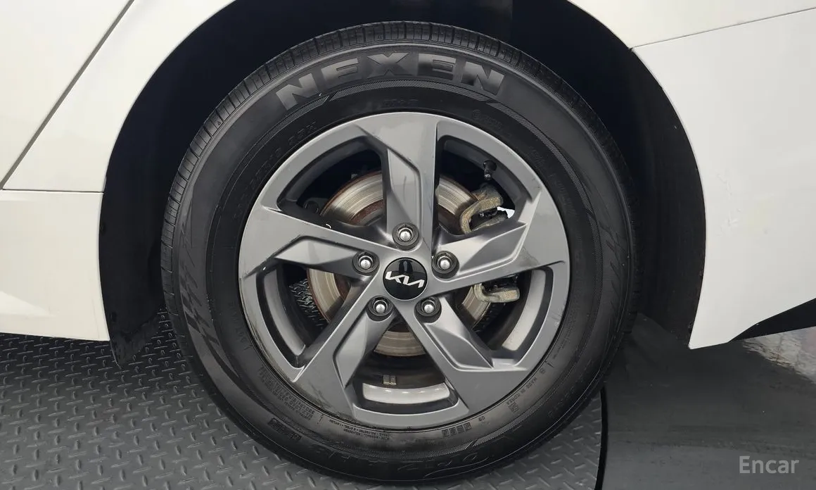 Kia K5 2023 2.0 LPi(Rent)