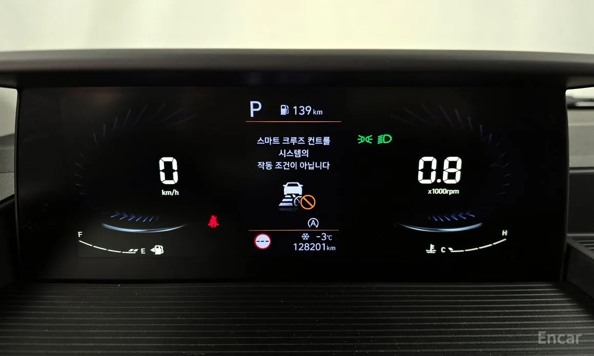 Hyundai Staria 2021 4WD Tourer 9-Seater