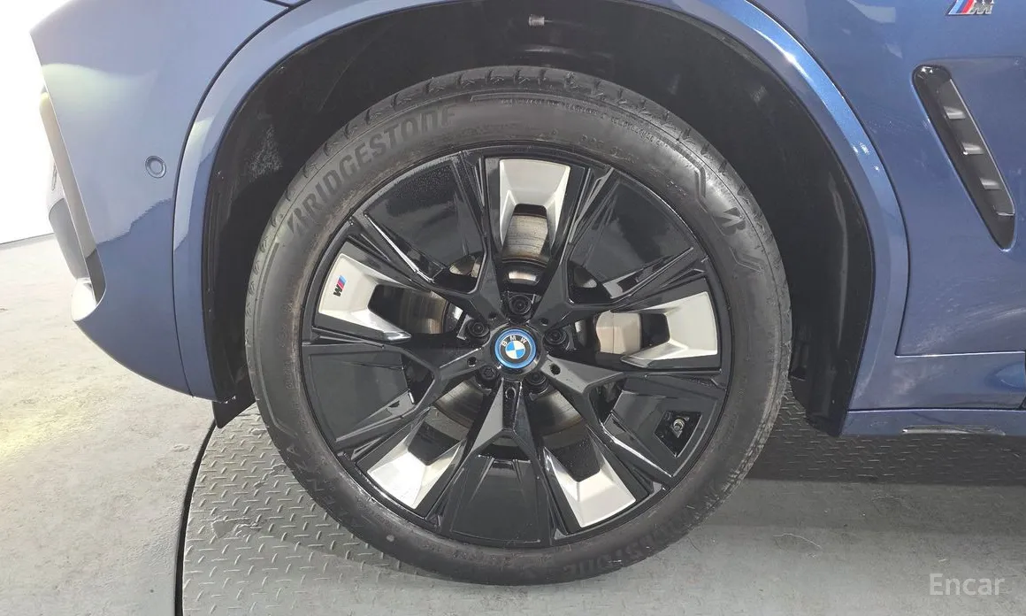 BMW iX3 2021 M Sports