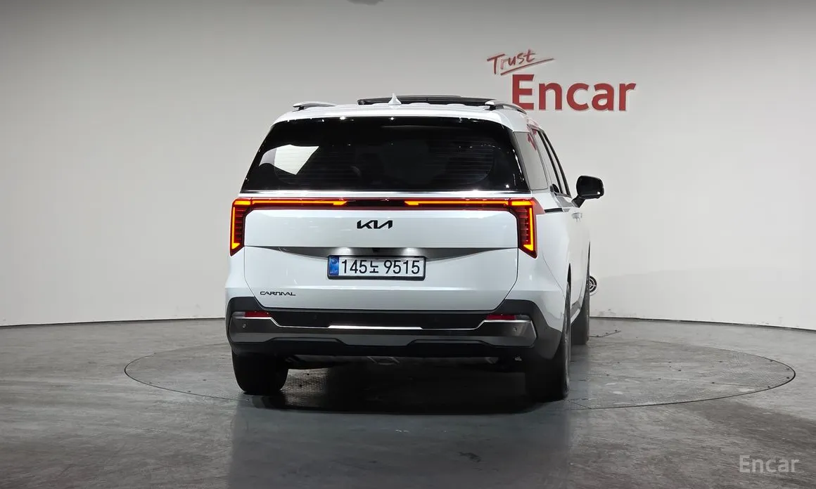 Kia Carnival 2023 Gasoline 9-Seater Signature