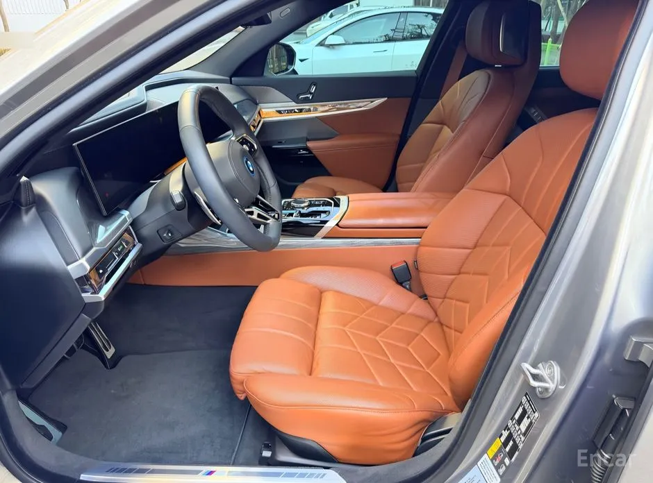 BMW i7 2022 eDrive 50 M Sport