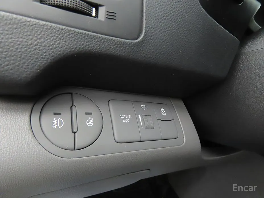 Hyundai Starex 2017 Van 3-Seater