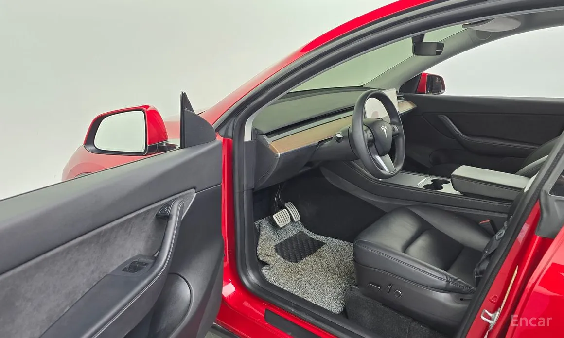 Tesla Model Y 2020 Performance