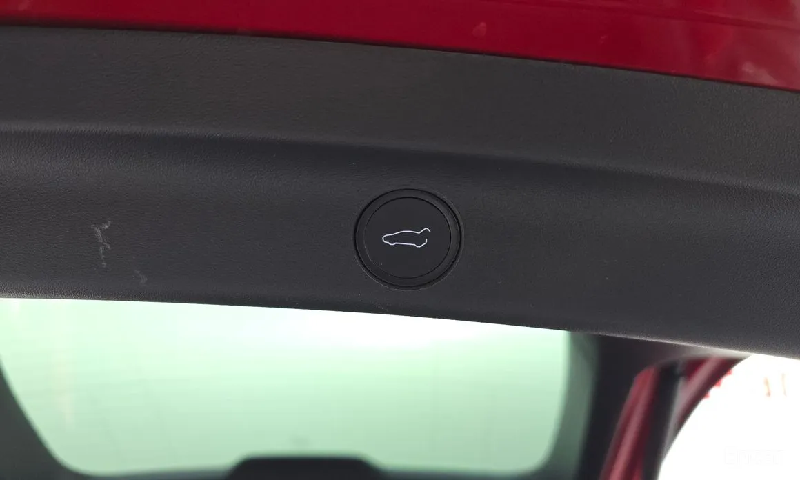 Tesla Model Y 2020 Performance