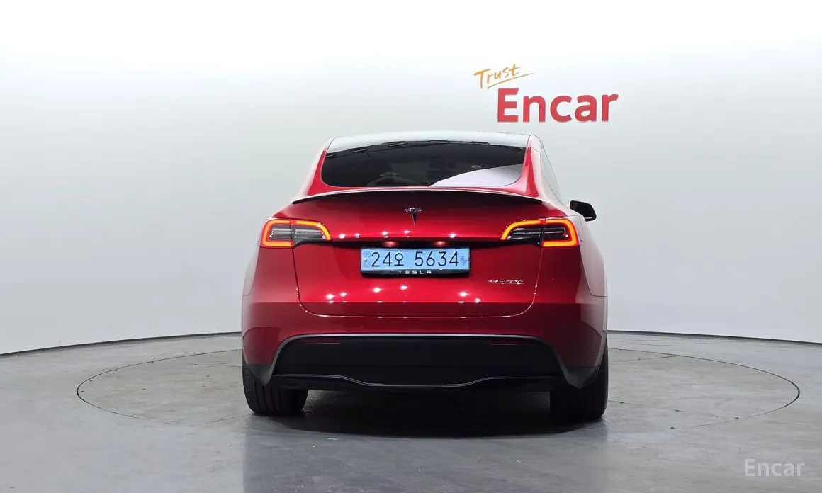 Tesla Model Y 2020 Performance