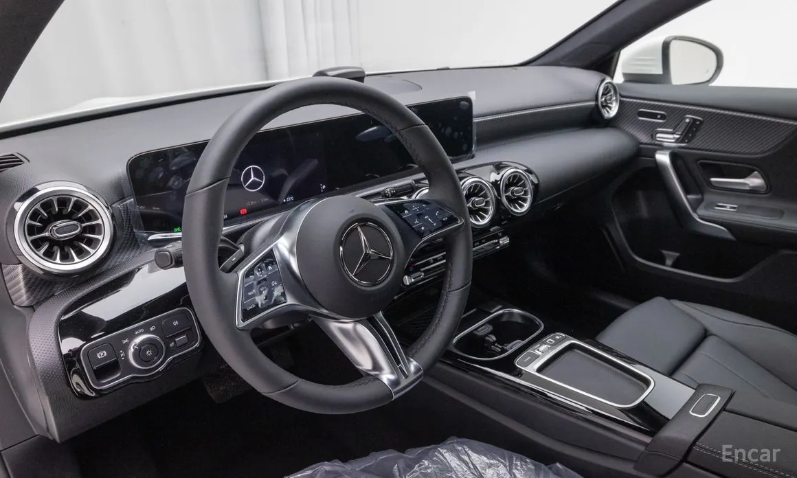 Mercedes-Benz A-Class 2019 A220 Sedan