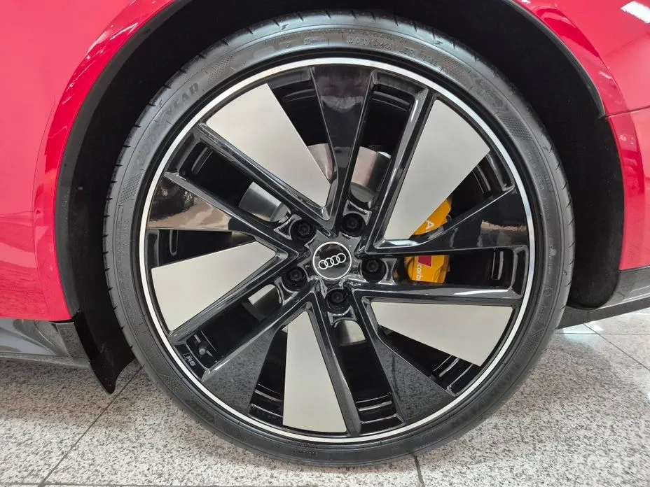 Audi e-tron GT 2021 GT quattro Premium