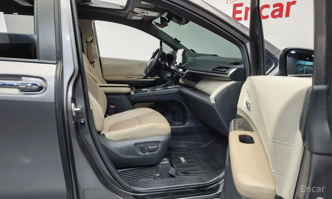 Toyota Sienna 2020 2.5 Hybrid 2WD