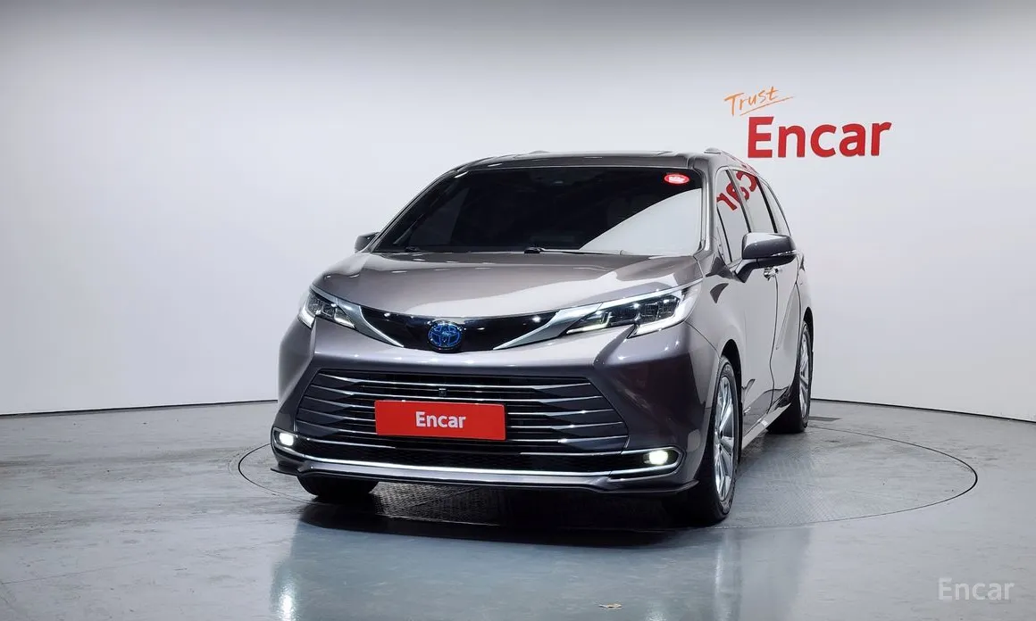 Toyota Sienna 2020 2.5 Hybrid 2WD