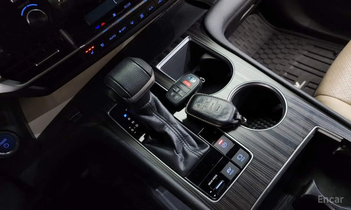 Toyota Sienna 2020 2.5 Hybrid 2WD