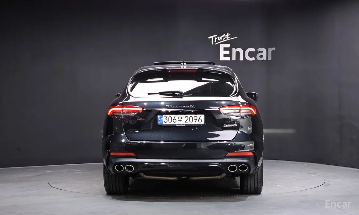 2016 Maserati Levante