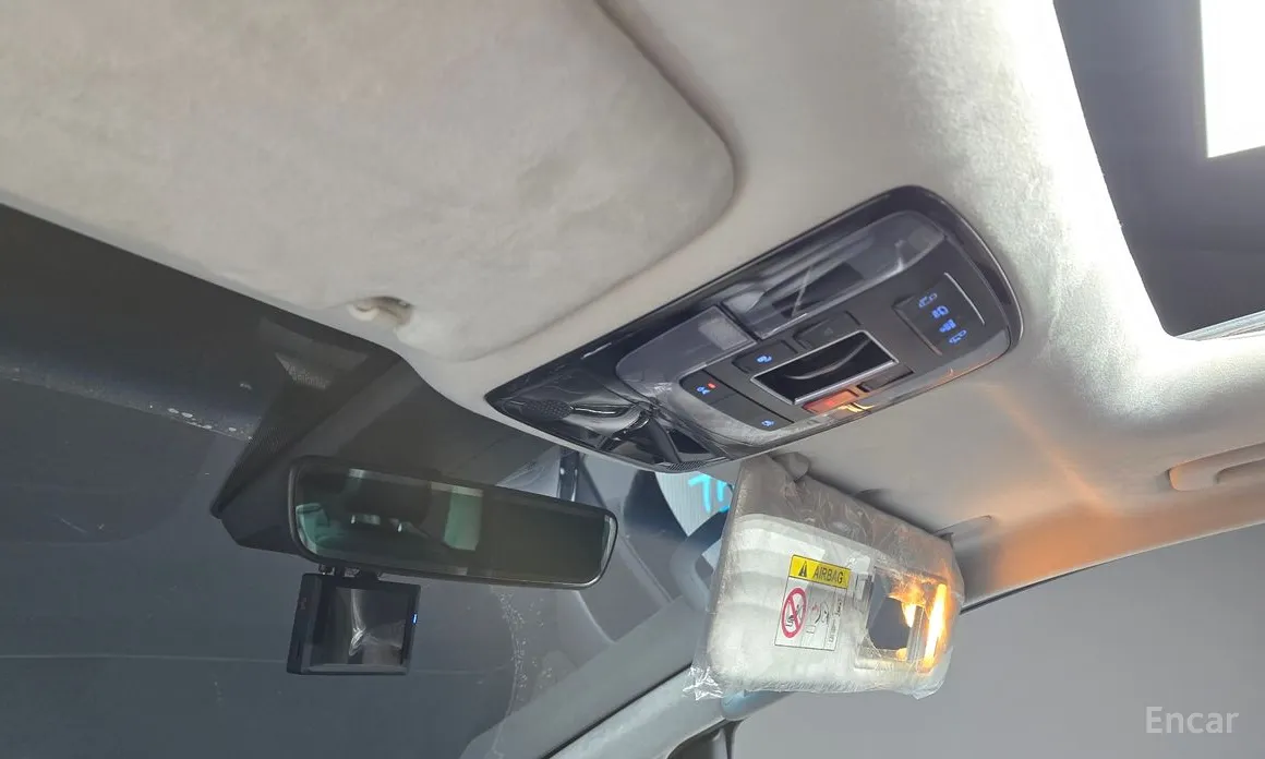 Hyundai Staria 2021 Lounge 9-Seater