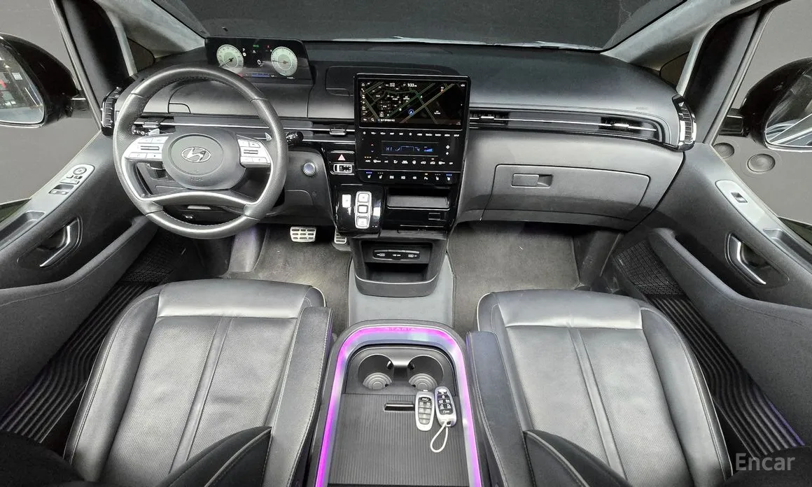 Hyundai Staria 2021 Lounge 9-Seater
