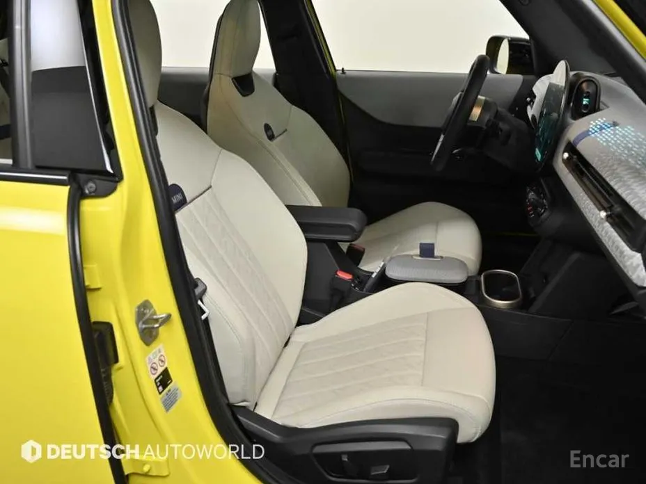 Mini Cooper 2024 Favoured