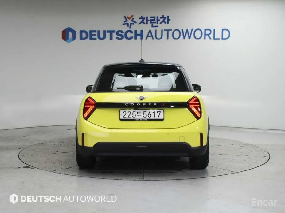 Mini Cooper 2024 Favoured