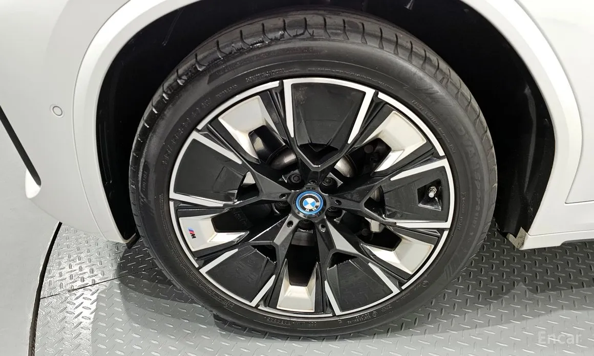 BMW iX3 2021 M Sports