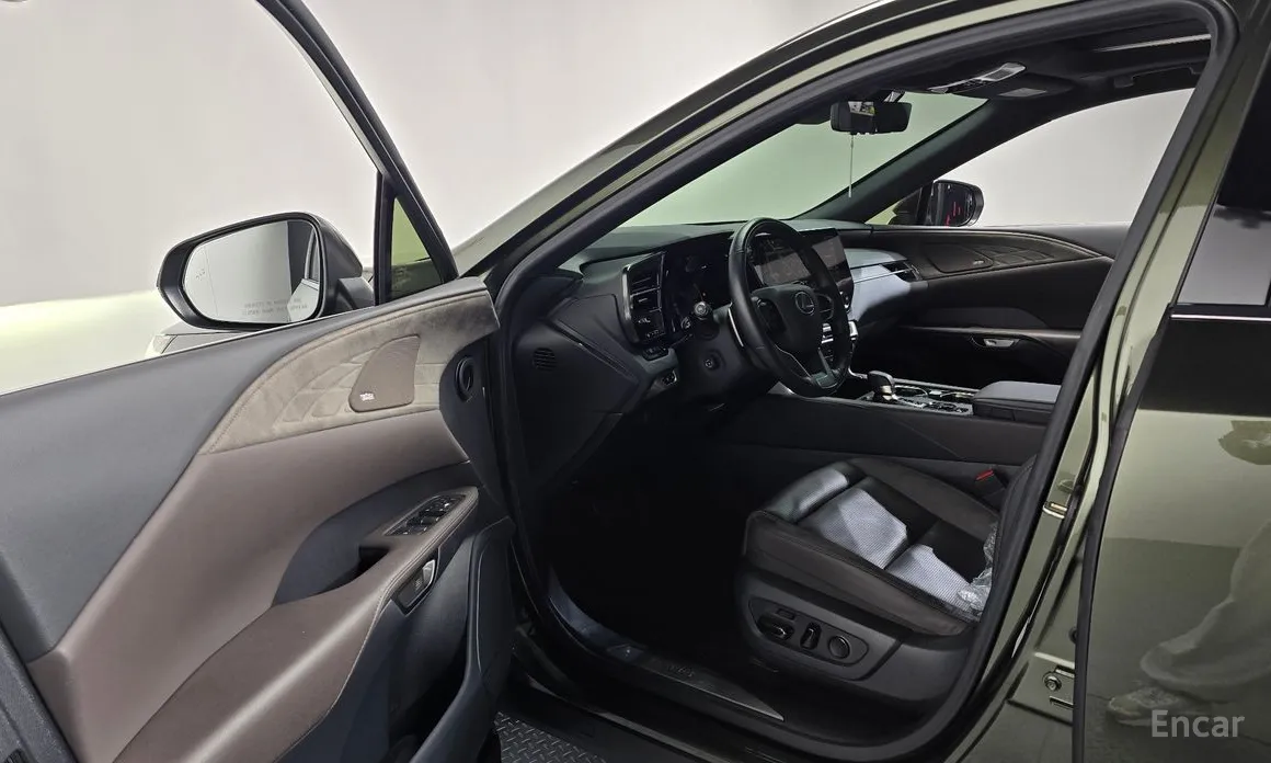 Lexus RX 2023 Luxury