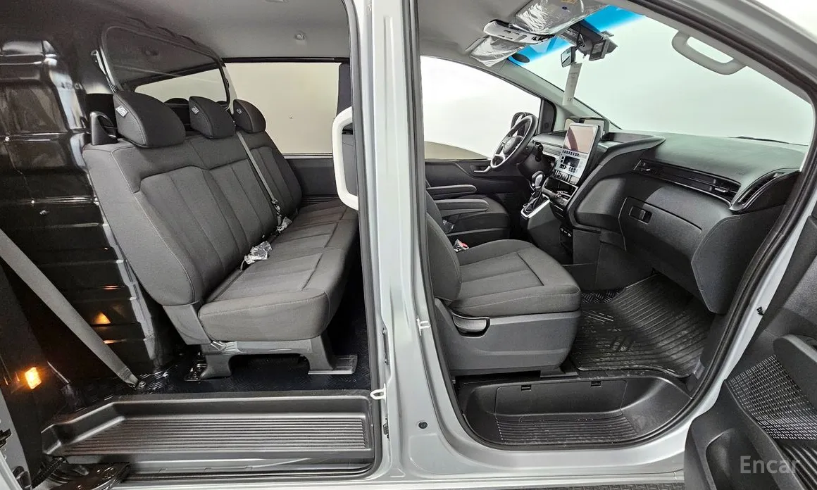 Hyundai Staria 2021 Cargo 5-Seater