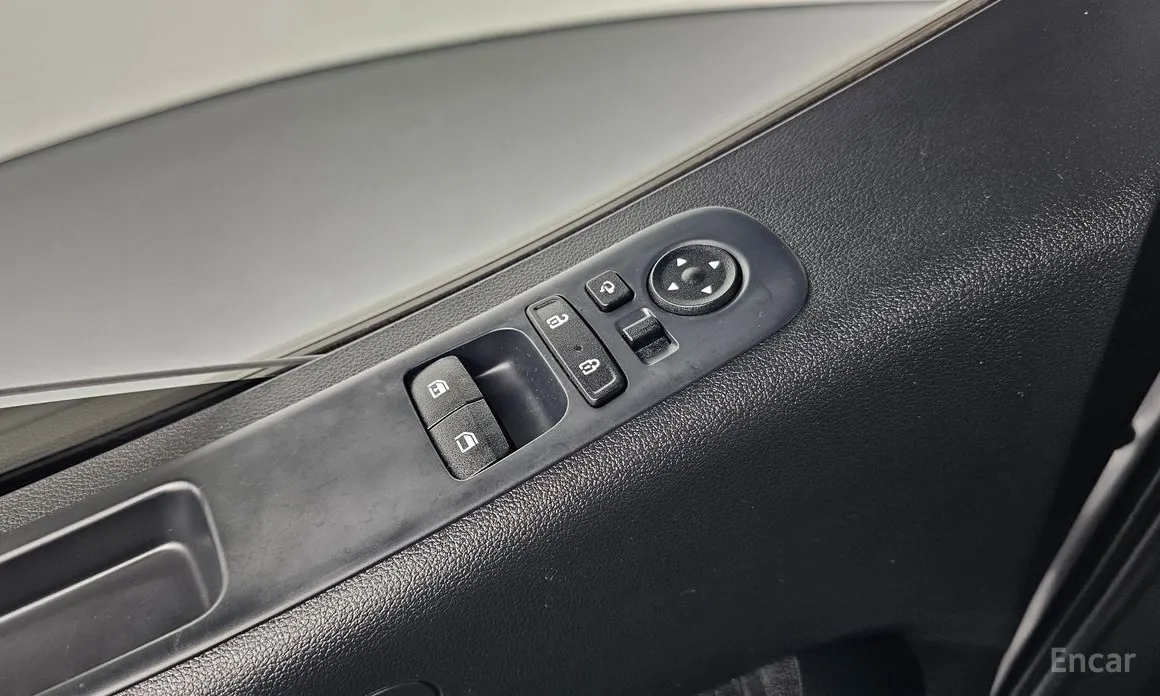 Hyundai Staria 2021 Cargo 5-Seater