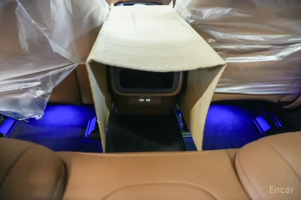 Mercedes-Benz E-Class 2024 E300 4MATIC AMG Line